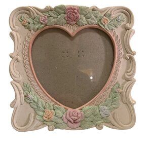VTG Picture Frame Heart-Shaped Floral Resin Pastel Roses Green Leaf‎ Cottagecore